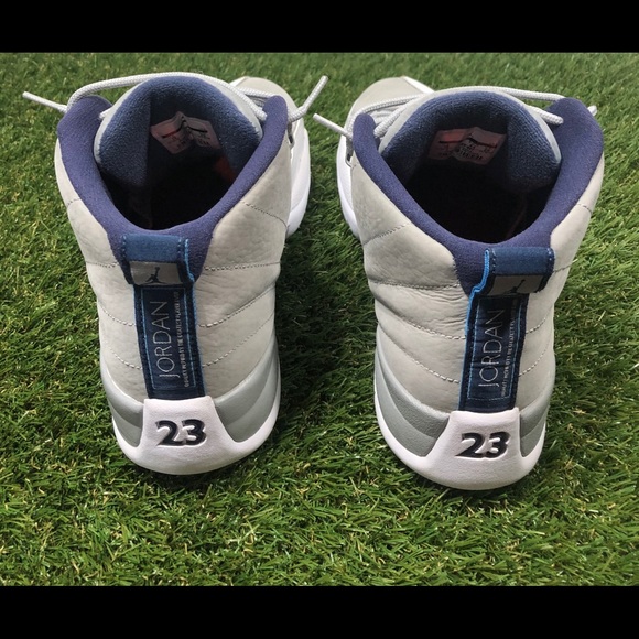 SOLD Jordan Retro 12 University Blue (2016) - Picture 5 of 8